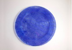 Plato circular en color azul